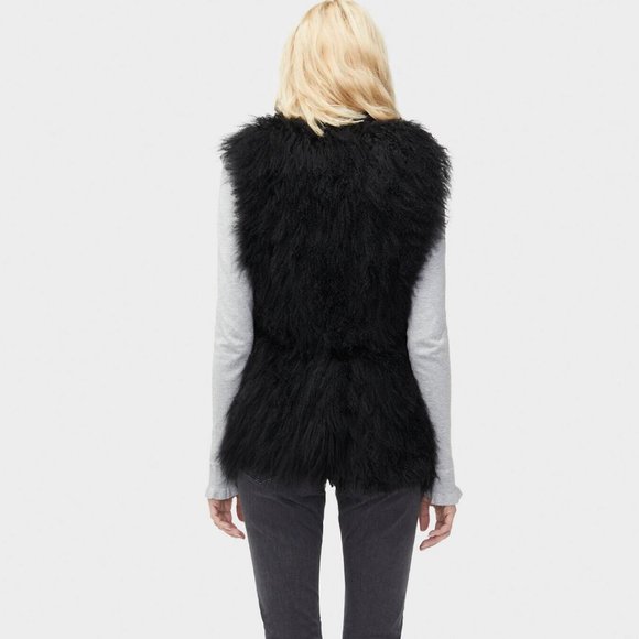 Ugg Black Abbey Mongolian Shearling Vest Size M nwt - Picture 3 of 5